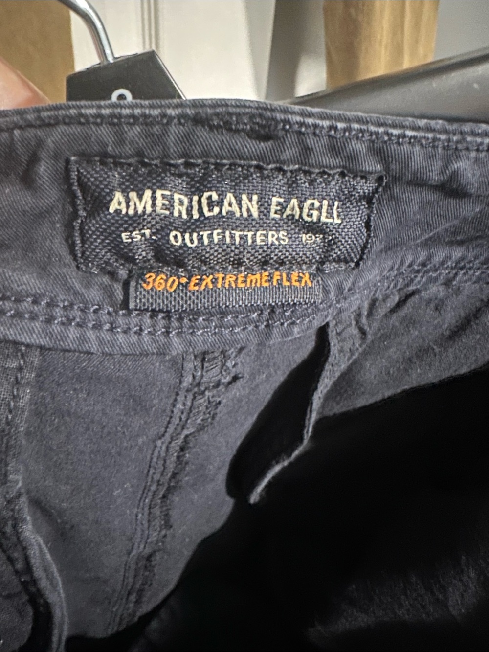 American Eagle 360 Extreme Flex Slim Chino Pants Bundle Size 28/32 Tan Navy - Picture 9 of 9